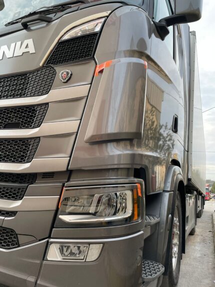 2-teilig Seitenwindabweiser aus Kunststoff