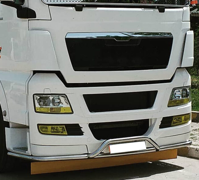 Edelstahl Stoßstangenschutzrohr bis zum Autokennzeichen - TGX - EURO 6 / 2015-2019