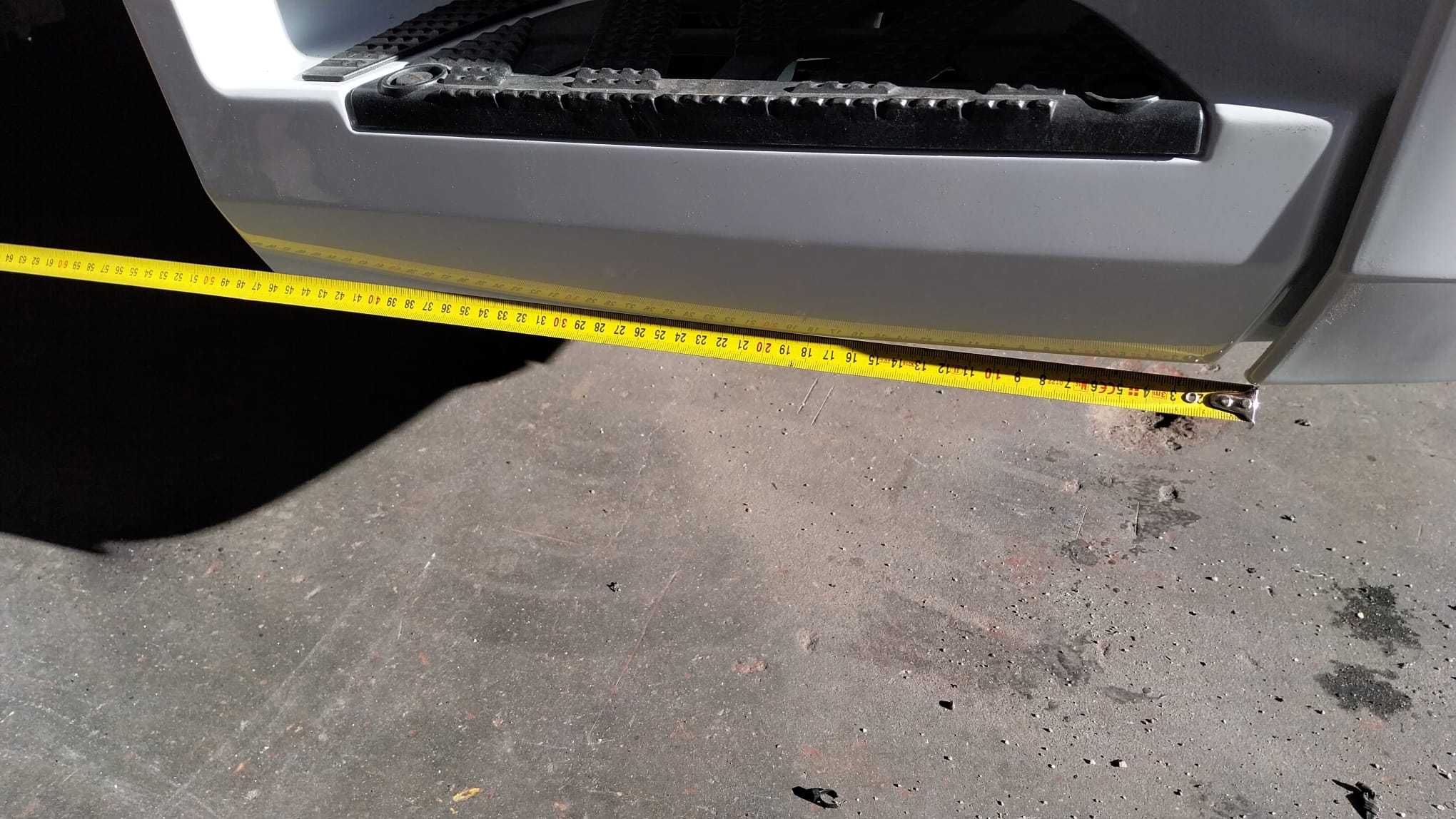 Edelstahl Stoßstangenschutzrohr für Breite Kabine - Blattgefedert – Bild 3