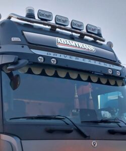 Neon Skyled PRO Leuchtschild für Actros Big Space & Giga Space – 26x165 cm