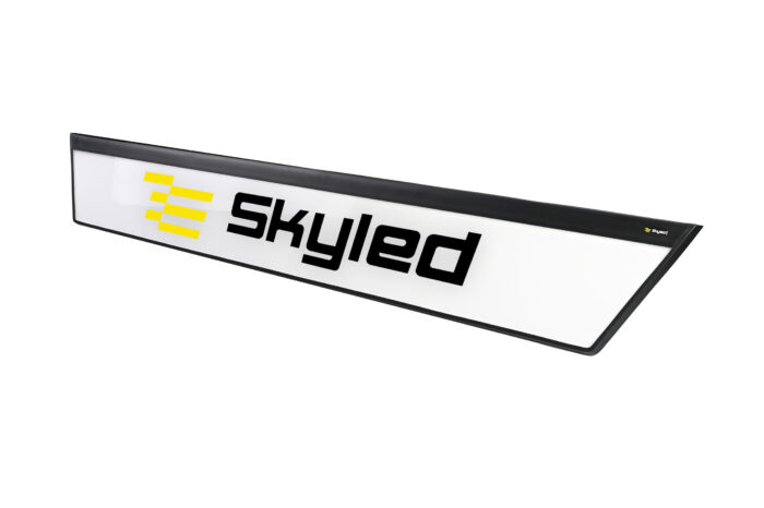 Neon Skyled PRO Leuchtschild für XF - 18 x 127cm