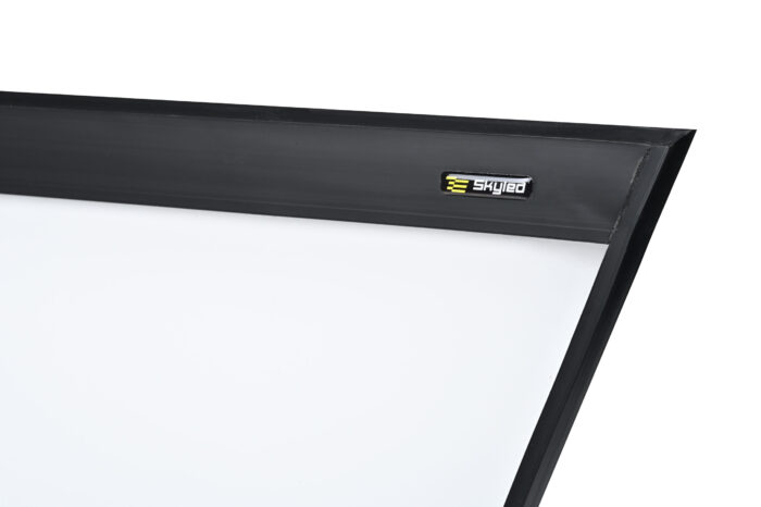 Neon Skyled PRO Leuchtschild für Actros Big Space & Giga Space – 28.5x146cm – Bild 8