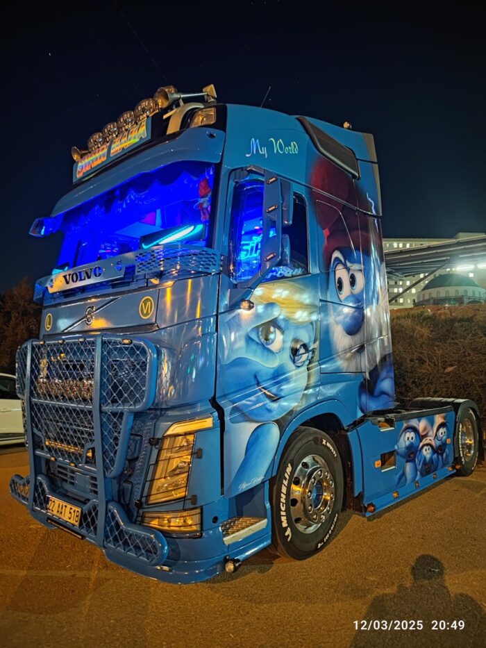 aus Alu Bullfänger / Bullbar passend für Volvo FH4-FH5 - Ohne Lackierung – Bild 7