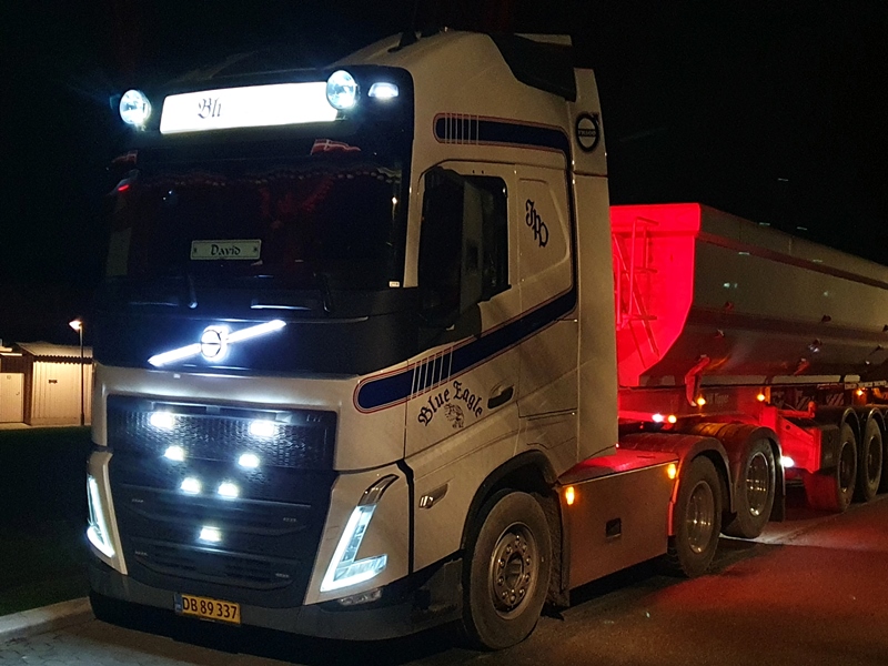 LED Lightbase passend für Volvo FH 2020+ Dual Color Weiß/Gelb (Länge auswählen) – Bild 2